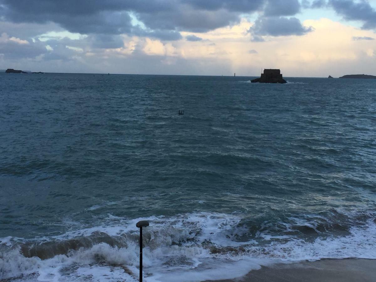 Le Brise-Lames Apartman Saint-Malo Kültér fotó